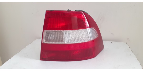 OPEL VECTRA B STOP LAMBASI SAĞ (96/99) DUYSUZ